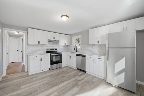 59 Piedmont St, Springfield, MA 01104