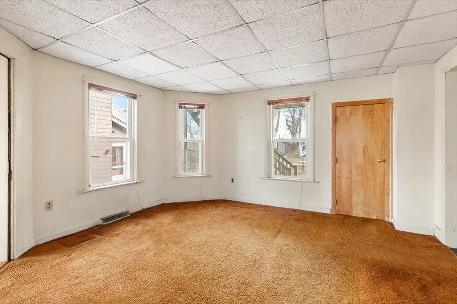 36 Dundee Rd, Arlington, MA 02476 - Image #3