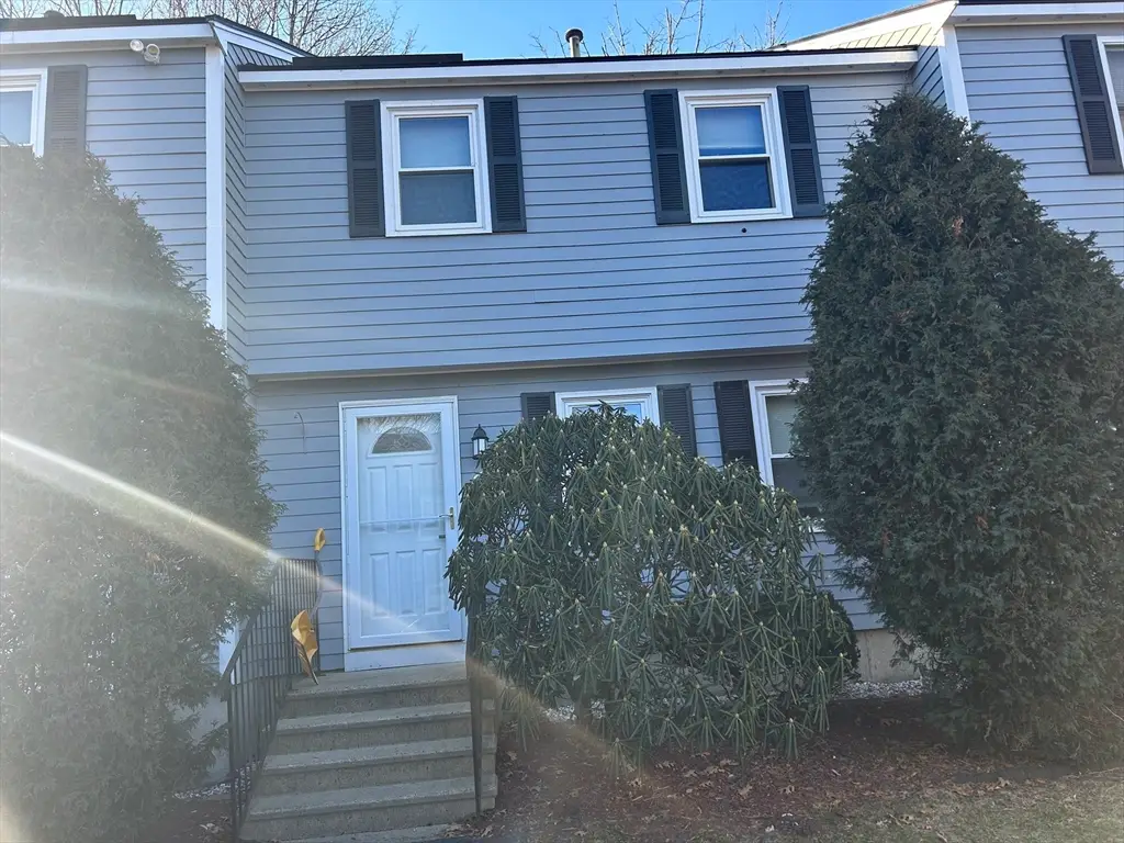 810 Lawrence St #C, Lowell, MA 01852 - Image #1