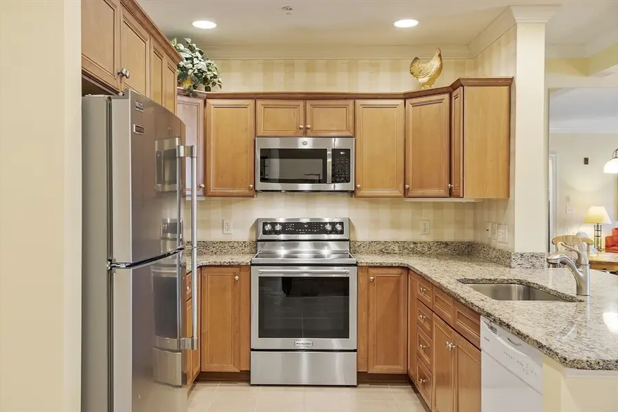 1312 Emerald Court #1312, Tewksbury, MA 01876 - Image #2