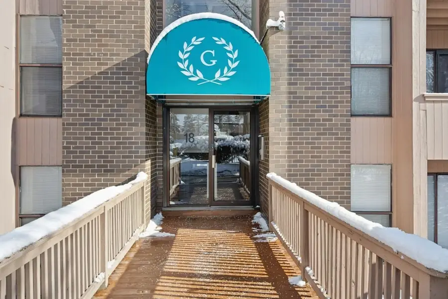 18 Shrewsbury Green Dr #I, Shrewsbury, MA 01545 - Image #3