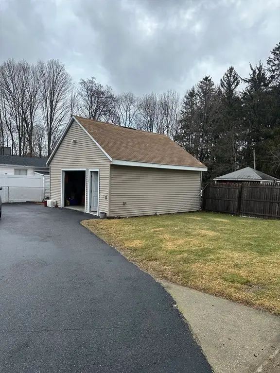 6 Marvel St, Taunton, MA 02780 - #3