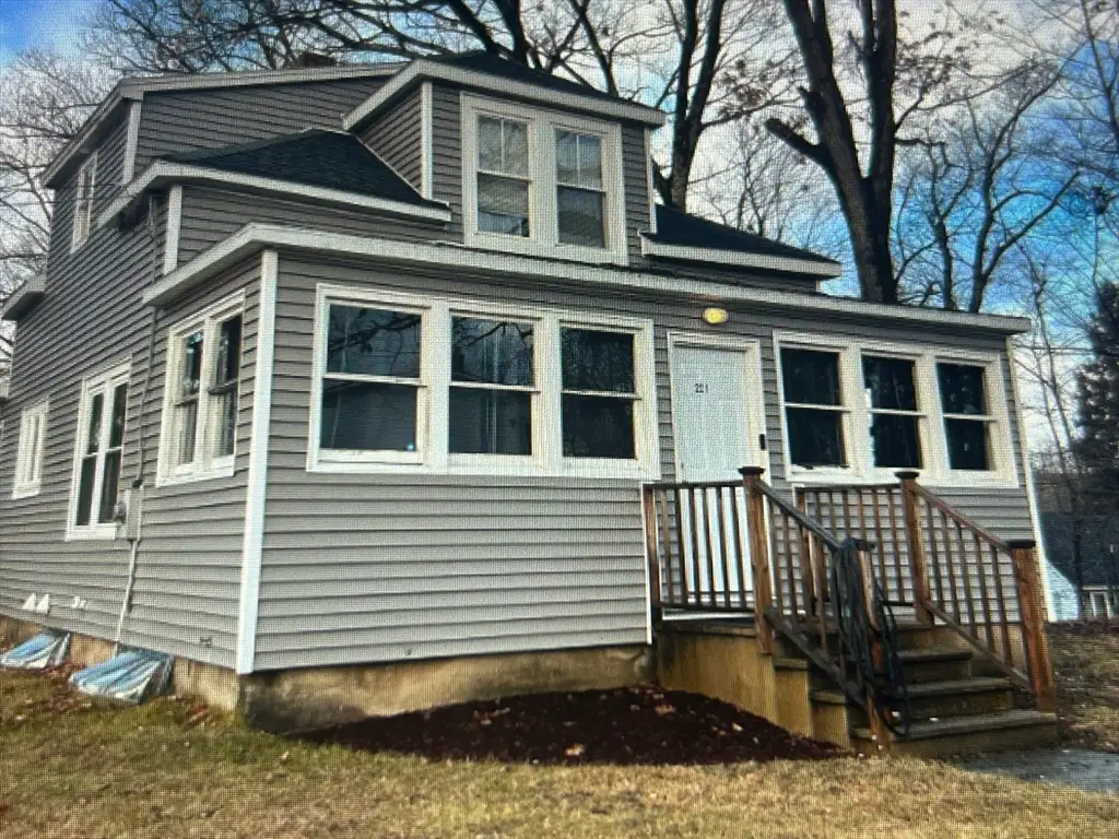 221 Harvard Ave, Athol, MA 01331 - Image #1