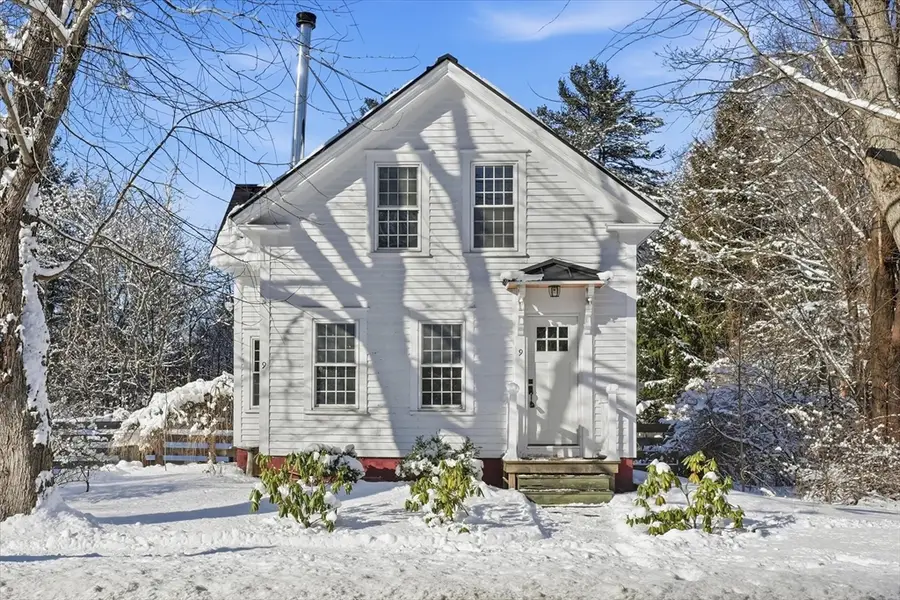 9 Elmwood St, Salisbury, MA 01952 - Image #2