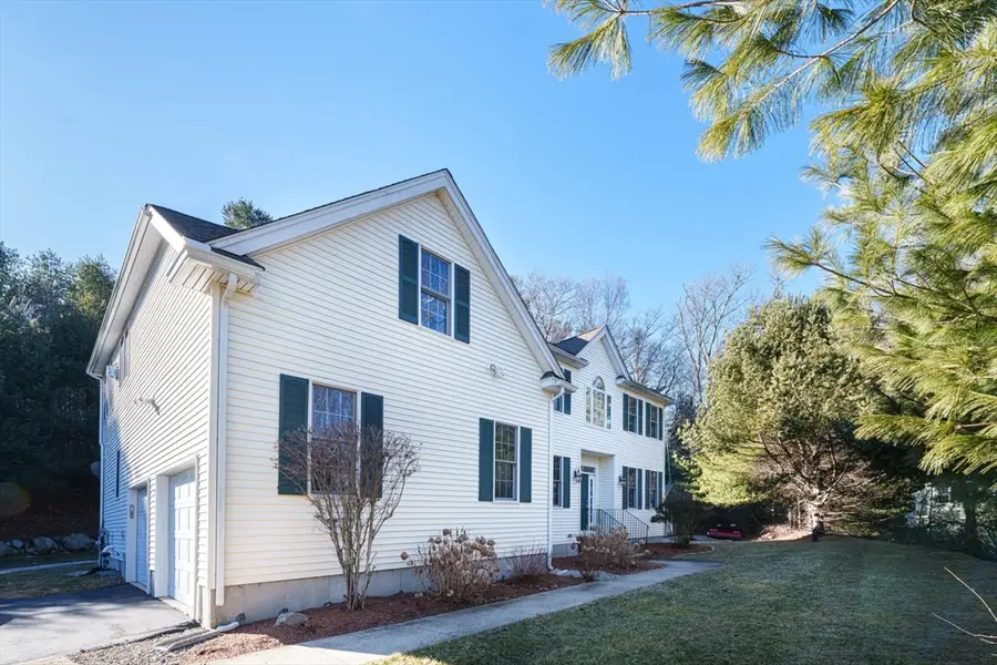 300 Crownshield Avenue, Uxbridge, MA 01569 - Image #2