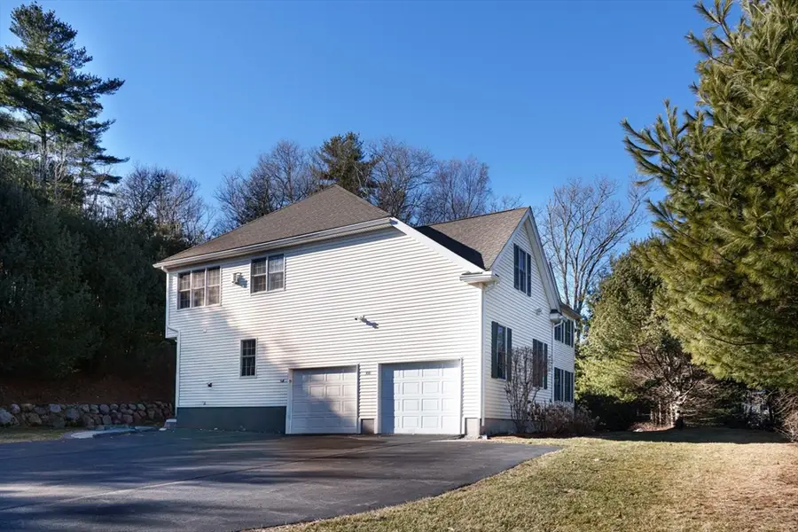 300 Crownshield Avenue, Uxbridge, MA 01569 - Image #3