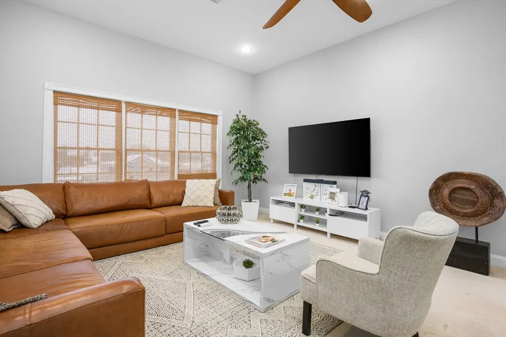 68 Center St #13, Hyannis, MA 02601 - Image #1