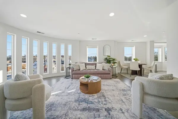 120 Wyllis Ave #401, Everett, MA 02149