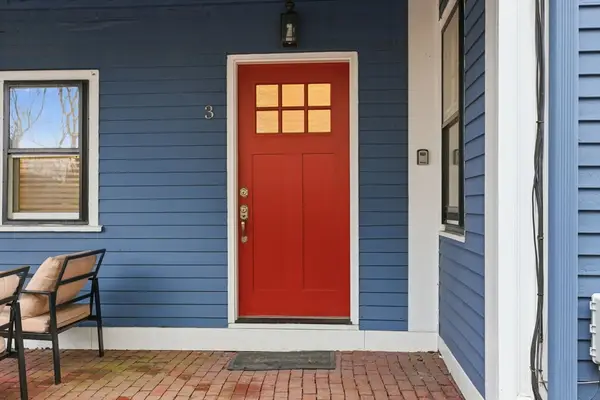 113 High St #3, Boston, MA 02129