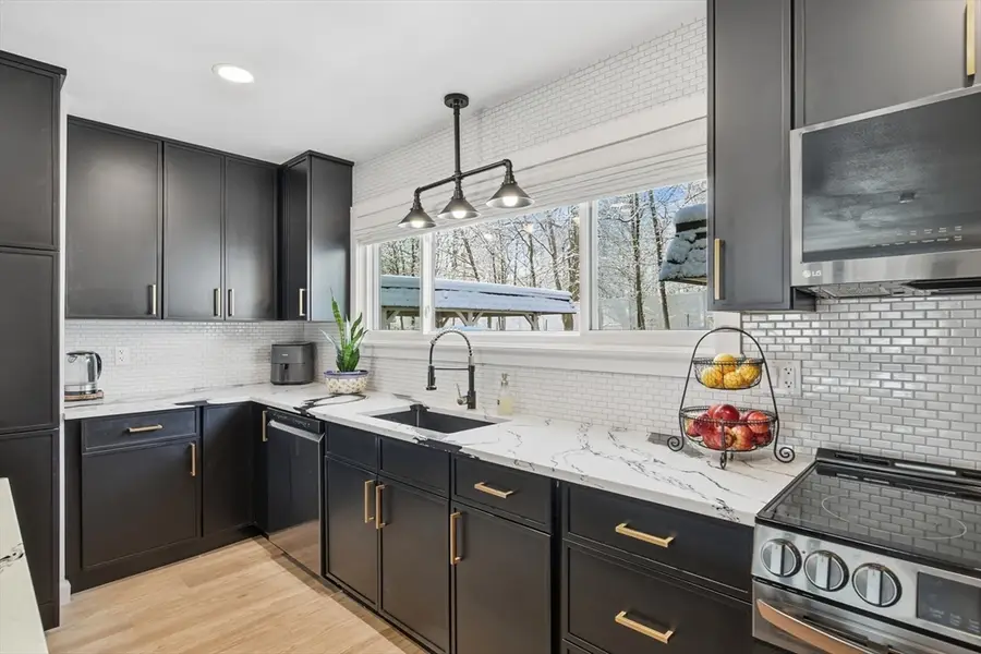 4 Pebblestone Cir #4, Suffield, CT 06078 - #3