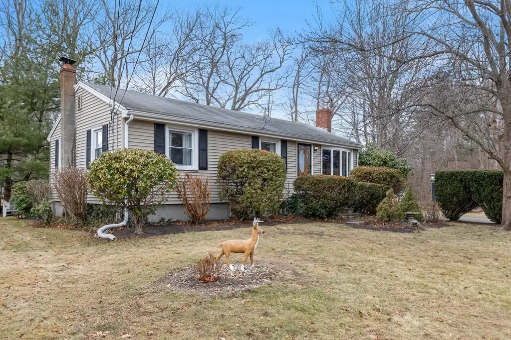 90 Washington Ter, Whitman, MA 02382 - Image #1