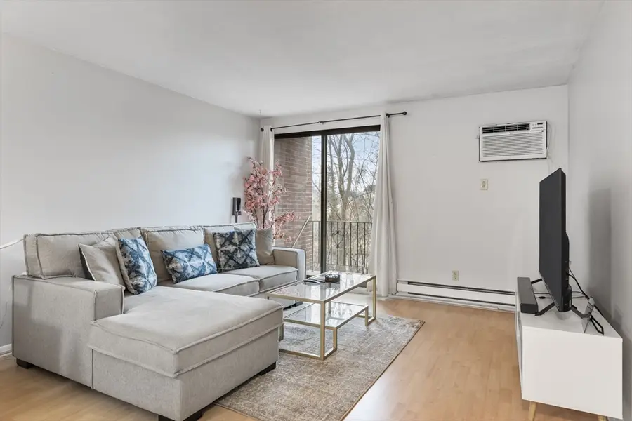 11 Riverside Ave #111, Danvers, MA 01923 - Image #3