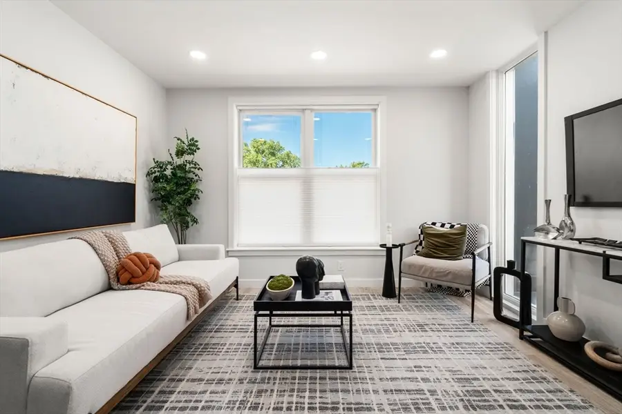 602 Canterbury #10, Boston, MA 02131 - Image #3