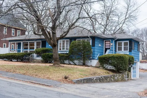 20 Ruskin Avenue, Methuen, MA 01844