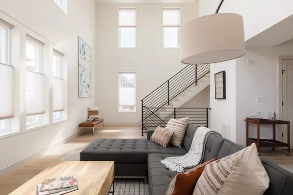 17 Smith Place, Cambridge, MA 02138