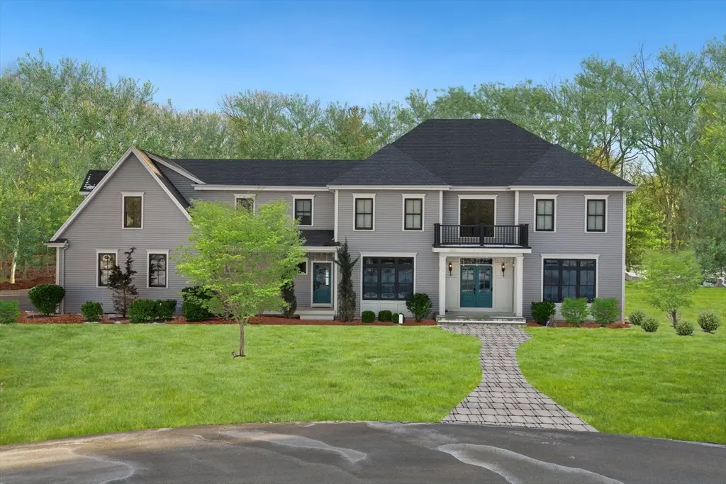 9 Coach Rd, Plainville, MA 02762 - Image #1