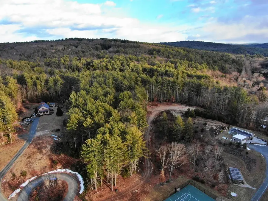 10 Hannabrooke Dr, Leverett, MA 01054 - Image #3