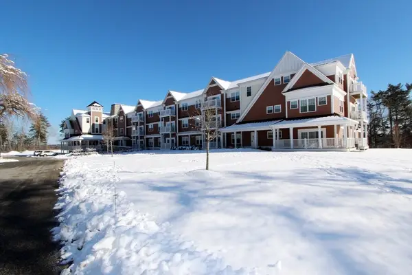 57 Long Point Road #208, Lakeville, MA 02347