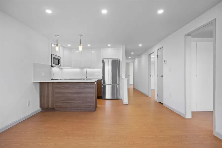 1243 Beacon Street #5A, Brookline, MA 02446 - Image #2