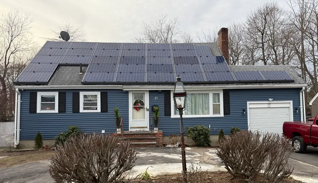 21 Simmons Ave, Brockton, MA 02301 - Image #1