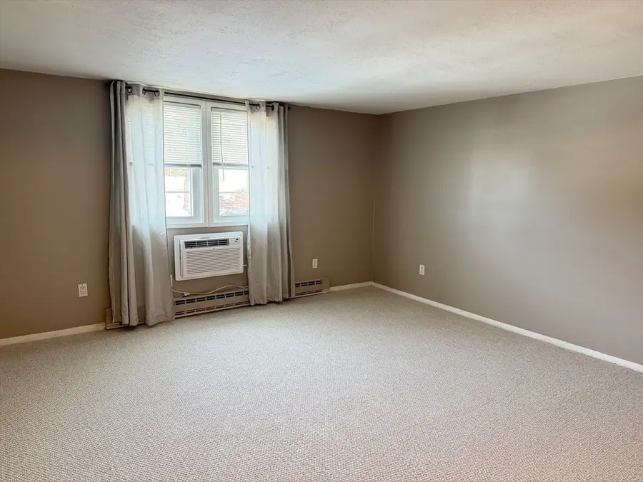 870 Haverhill St #21B, Rowley, MA 01969 - Image #3