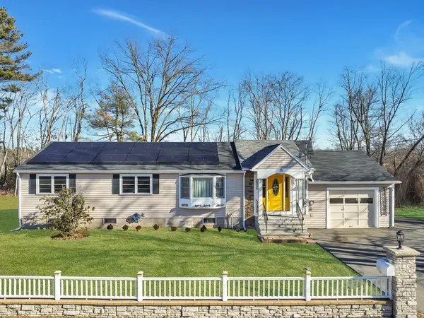 35 Cross Street, Methuen, MA 01844