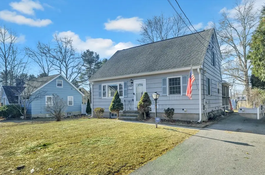 18 Clancy Street, Chelmsford, MA 01824 - Image #2