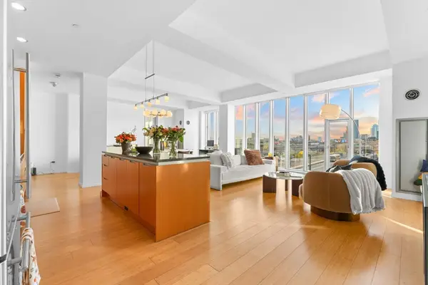 141 Dorchester Ave #202, Boston, MA 02127