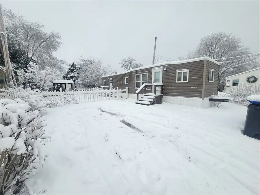 19 Abby Ln, Taunton, MA 02780 - Image #2