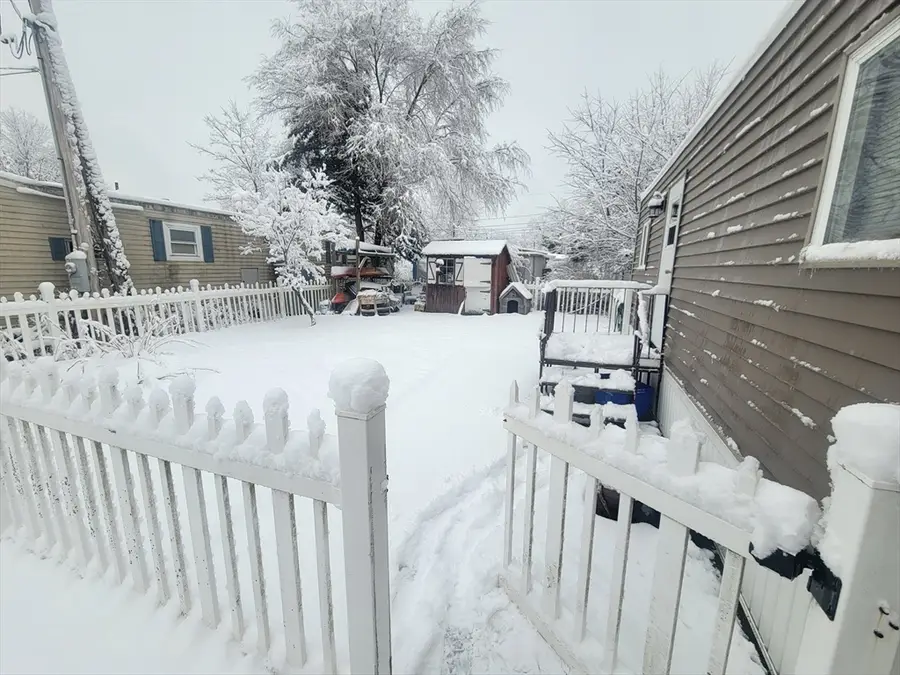 19 Abby Ln, Taunton, MA 02780 - Image #3