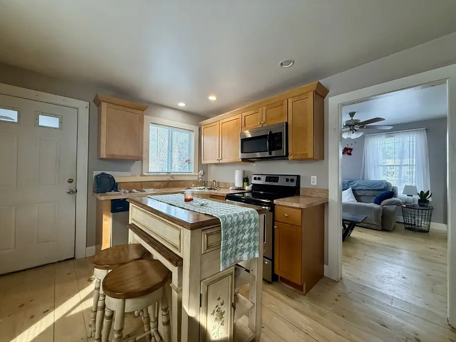 7 Bridge Street, Lakeville, MA 02347 - Image #2