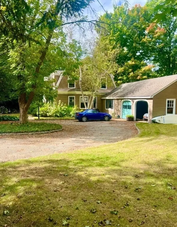 90 Barretts Mill Rd, Concord, MA 01742 - Image #2