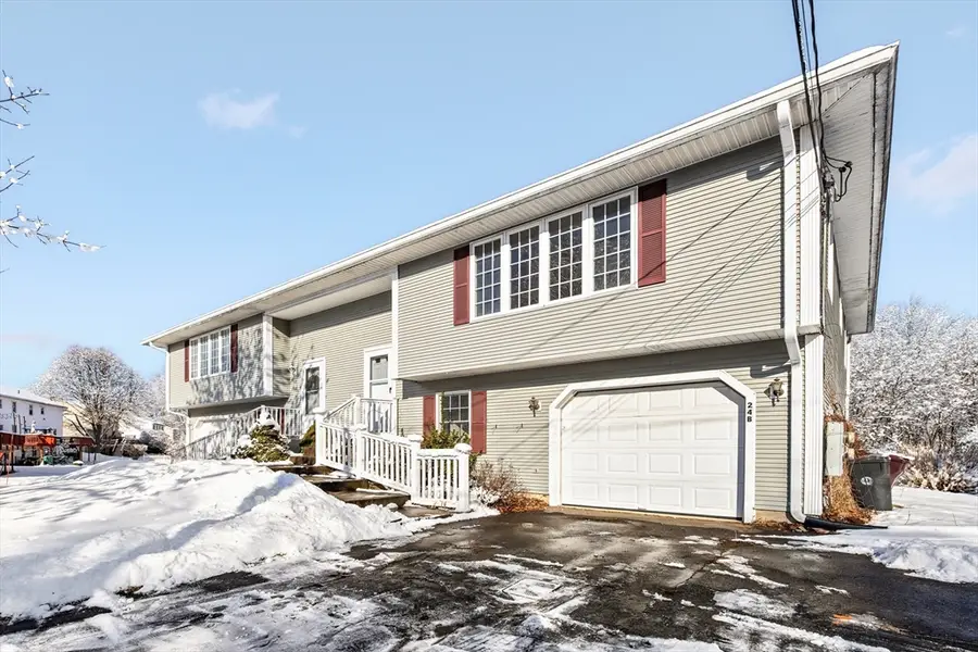 24 Sunflower Lane #B, Westfield, MA 01085 - Image #2