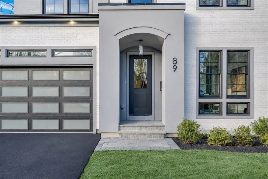 89 Parker Ave, Newton, MA 02461 - Image #2