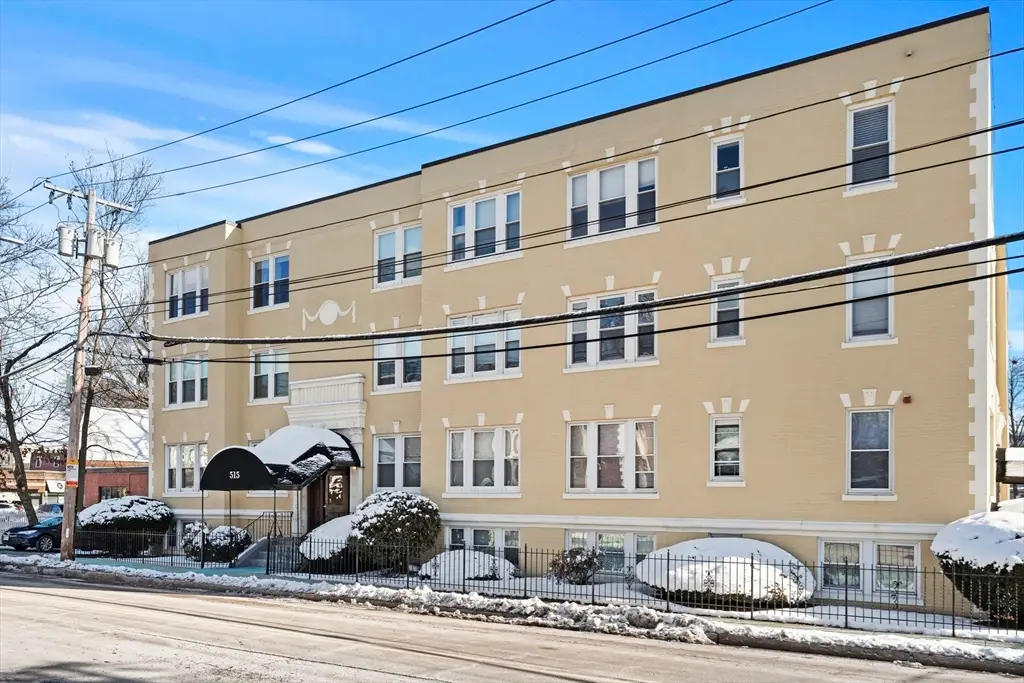 515 Pleasant St #1-1, Melrose, MA 02176 - Image #1