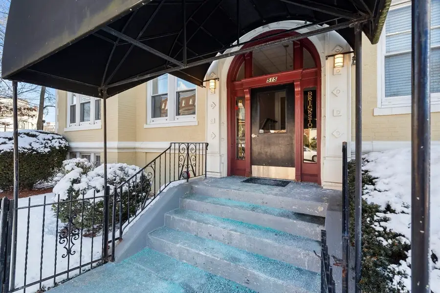 515 Pleasant St #1-1, Melrose, MA 02176 - Image #2