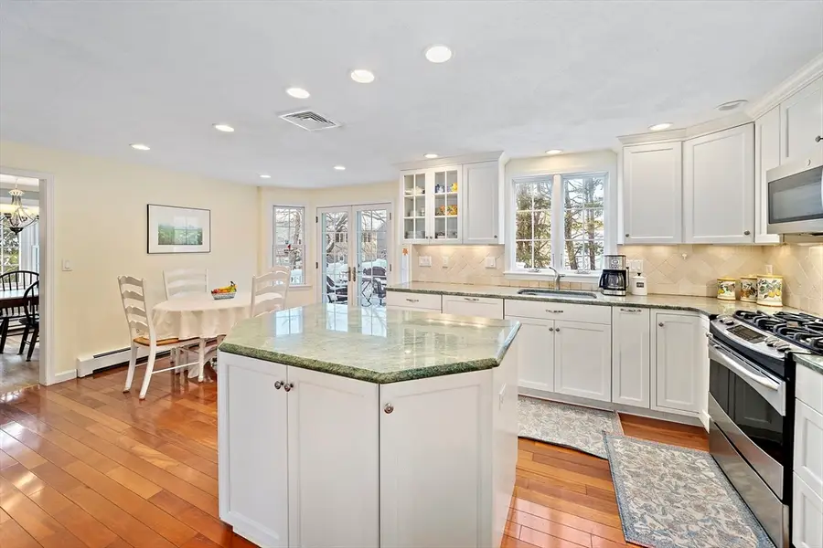 148 Stearns Ave, Mansfield, MA 02048 - Image #2