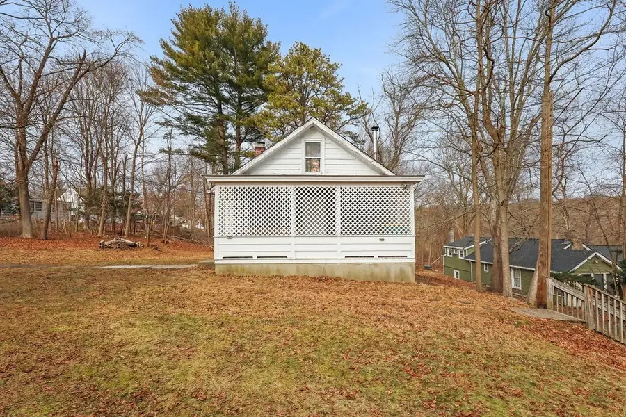 142 May St, North Attleboro, MA 02760 - Image #2