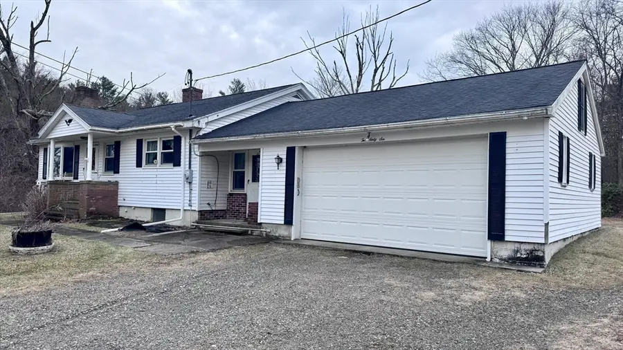 266 Putnam Hill Rd, Sutton, MA 01590 - Image #2