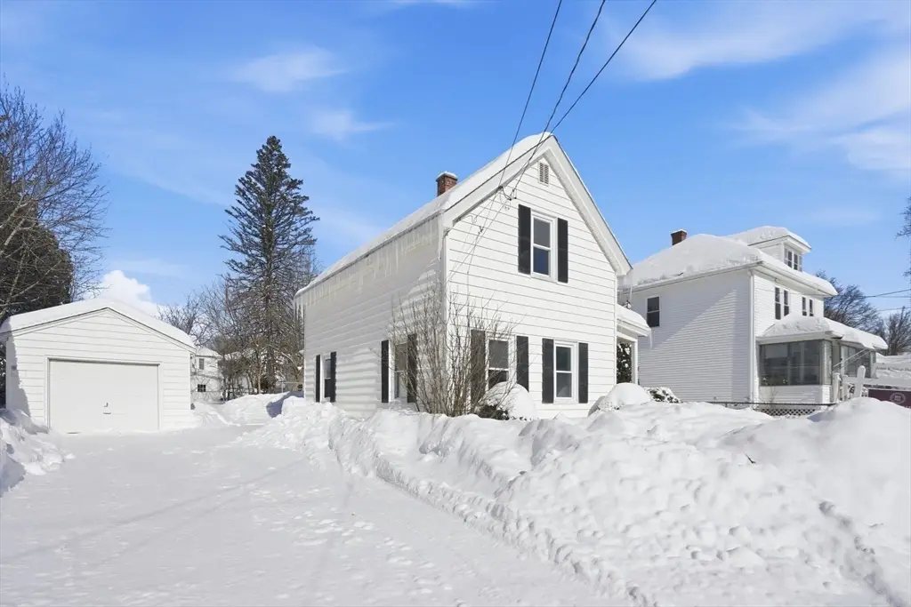 54 Bourne St, Three Rivers, MA 01080 - #1
