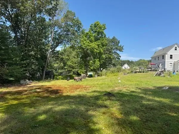 26 Sprague Ave, Chelmsford, MA 01824 - #3