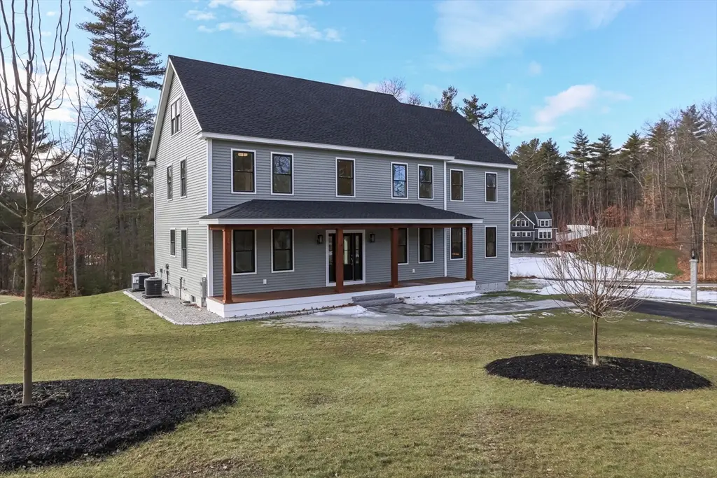 16 Hayes Woods Ln, Groton, MA 01450 - Image #1
