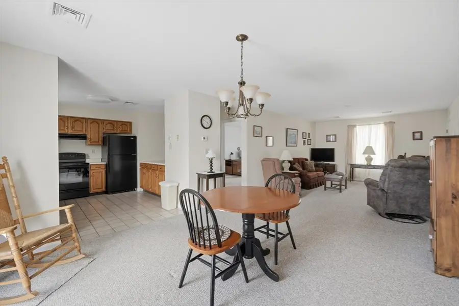 200 Lambert Ter #30, Chicopee, MA 01020 - Image #3