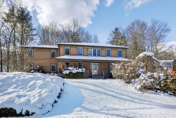 11 Yeoman Rd, Charlton, MA 01507