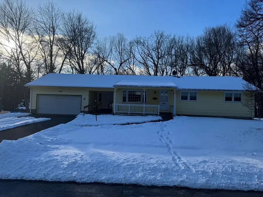 10 Young Cir, South Hadley, MA 01075 - Image #2