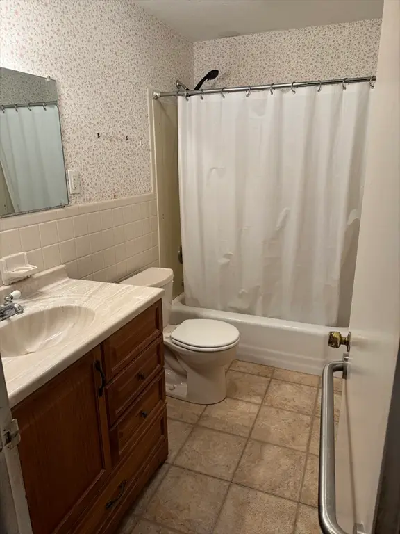 10 Young Cir, South Hadley, MA 01075 - Image #3