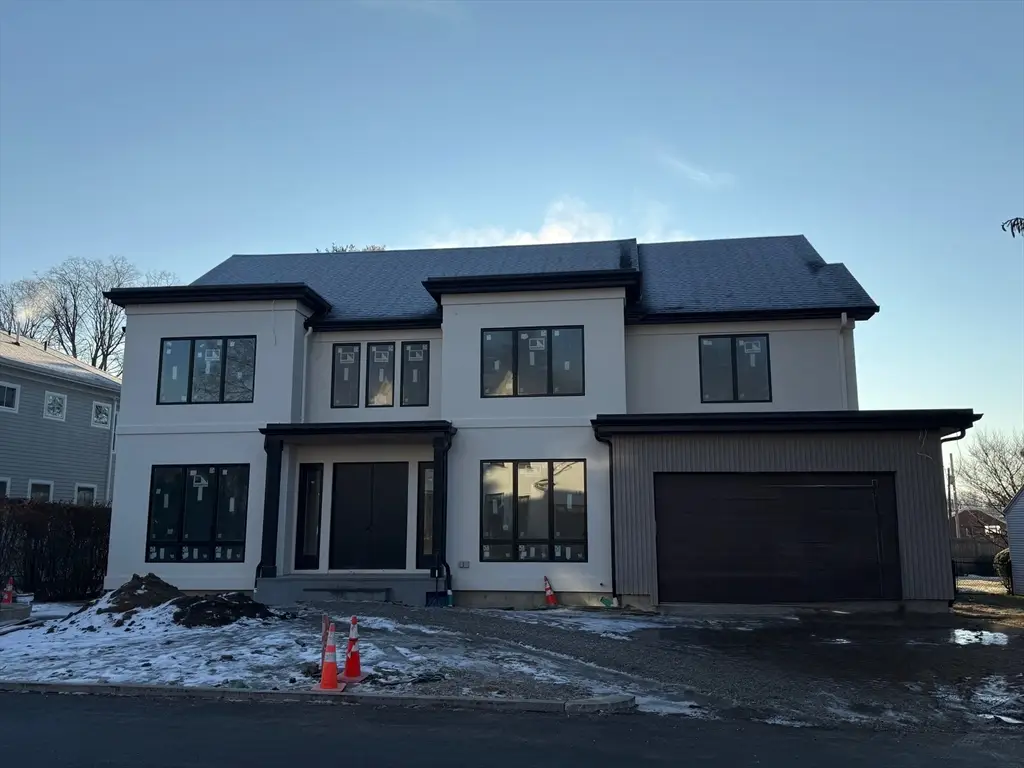 17 Caldon Path, Newton, MA 02459 - Image #1