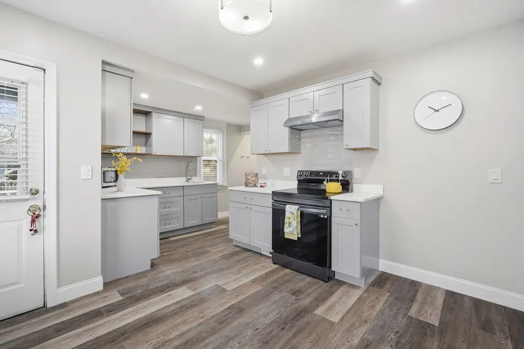 106 Amherst St, Springfield, MA 01109 - Image #1