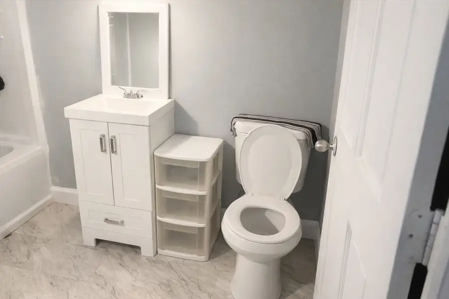 1045-1047 Worcester St, Springfield, MA 01151 - Image #2