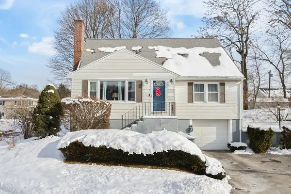 5 Everton Ave, Worcester, MA 01604